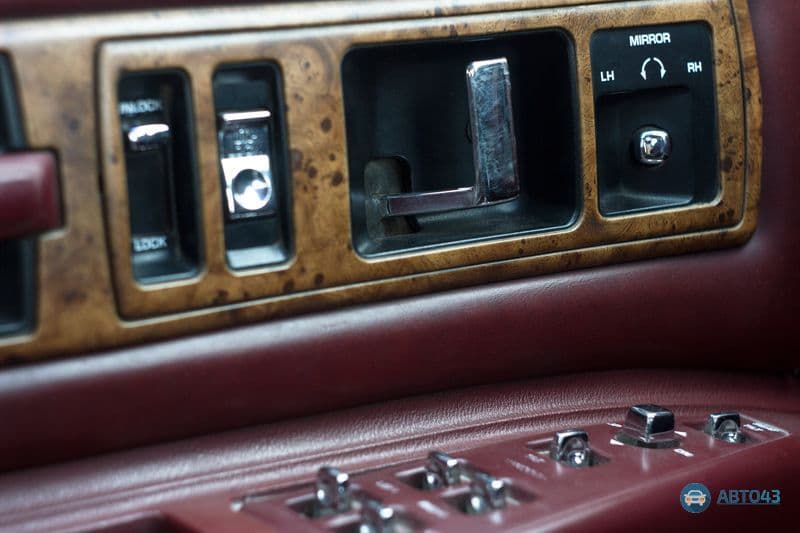 Тест-драйв Chevrolet Caprice: 5,5-метровый локомотив