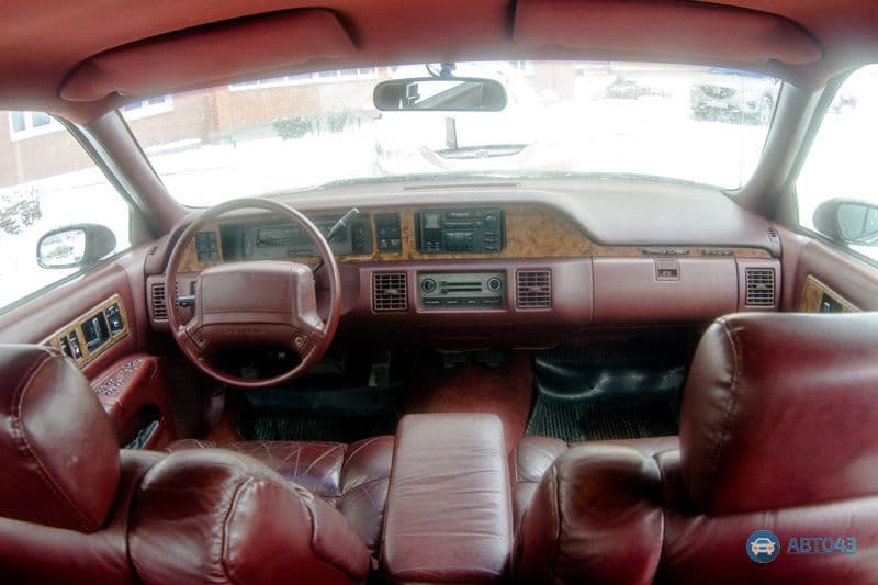 Тест-драйв Chevrolet Caprice: 5,5-метровый локомотив