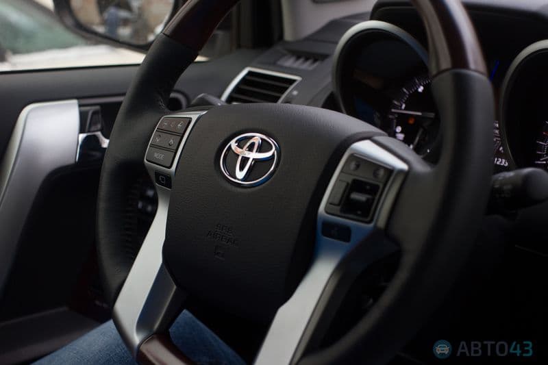 Тест-драйв Land Cruiser Prado: мы нашли горку, в которую он не залез