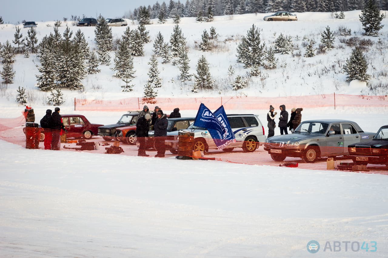 Соревнования по дрифту в Кирове: у «классики» был последний шанс