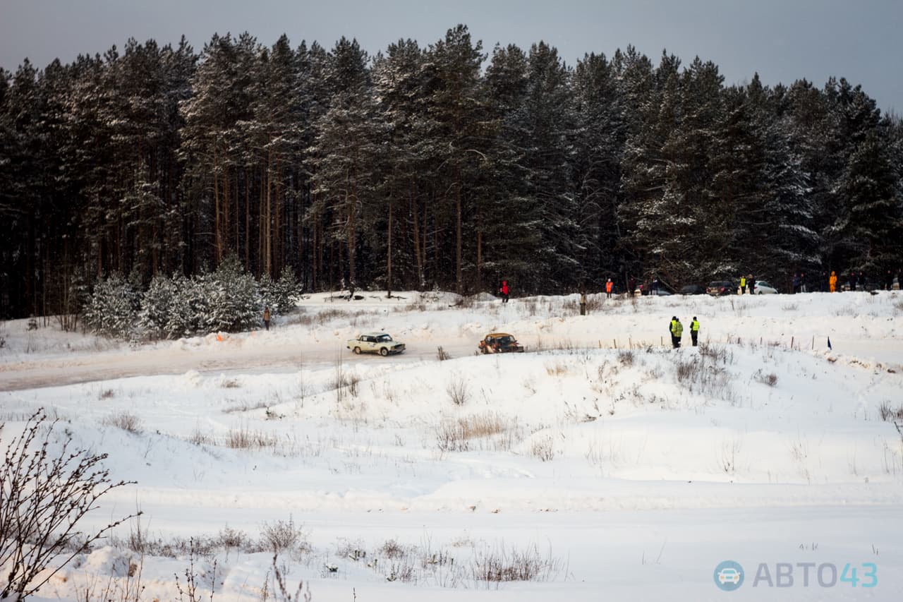 Соревнования по дрифту в Кирове: у «классики» был последний шанс
