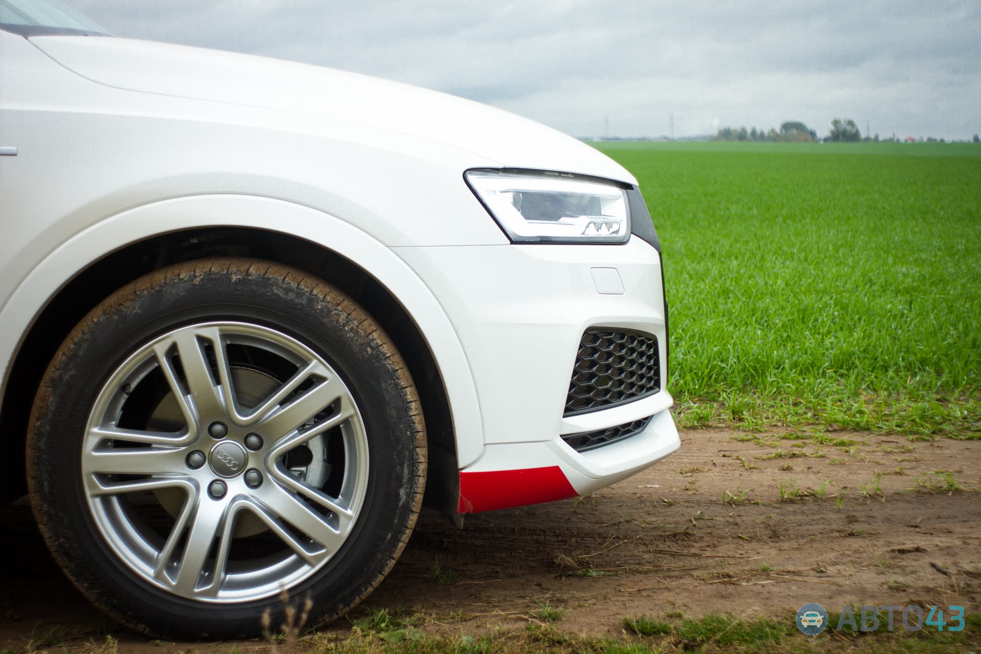 Тест-драйв Audi Q3: машина для тех, кто любит погорячее