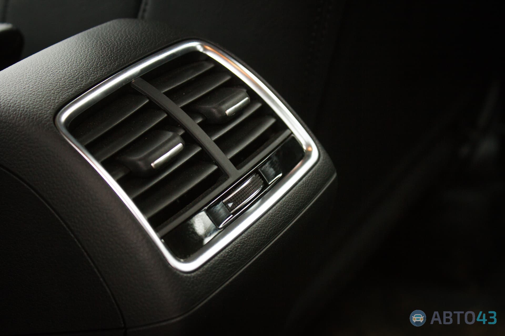 Тест-драйв Audi Q3: машина для тех, кто любит погорячее