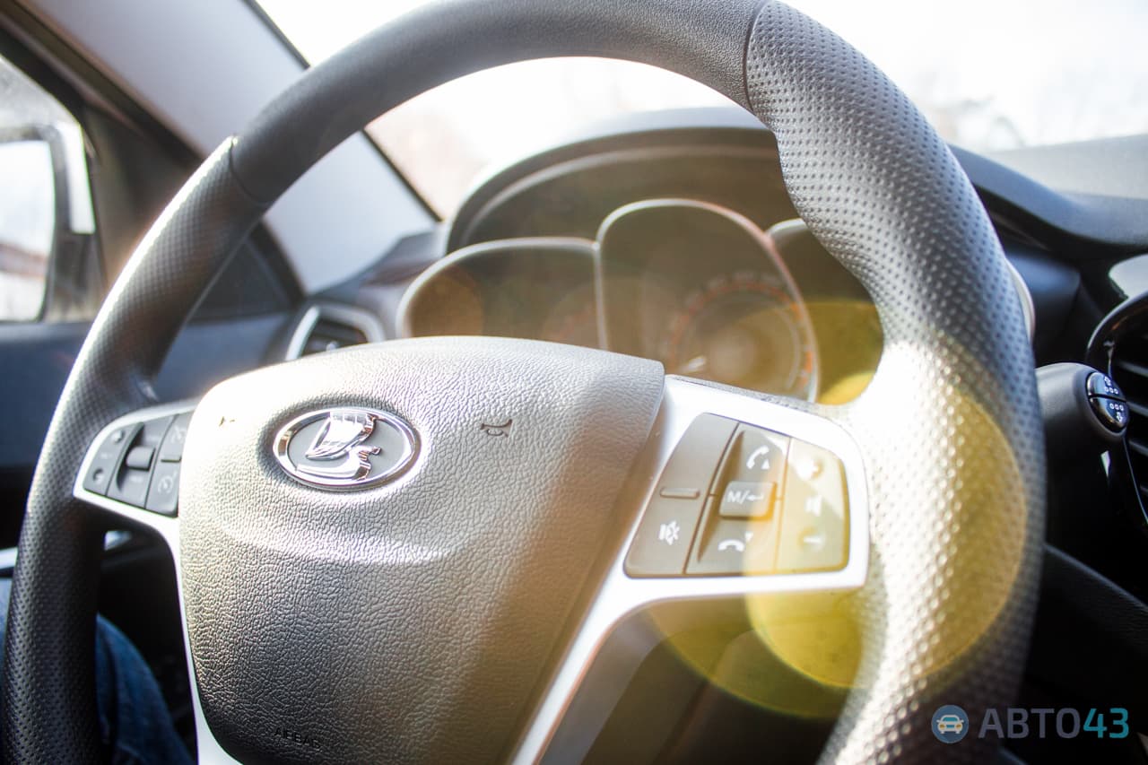 Тест-драйв Lada Vesta SW Cross: поездка по вертикали