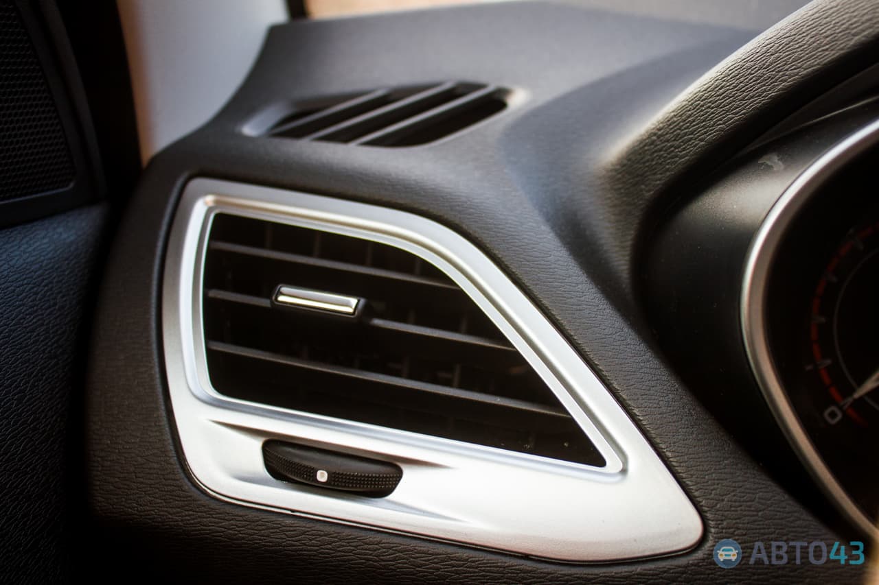 Тест-драйв Lada Vesta SW Cross: поездка по вертикали