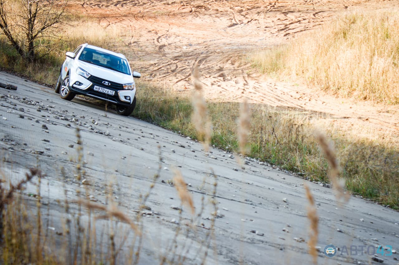 Тест-драйв Lada Vesta SW Cross: поездка по вертикали