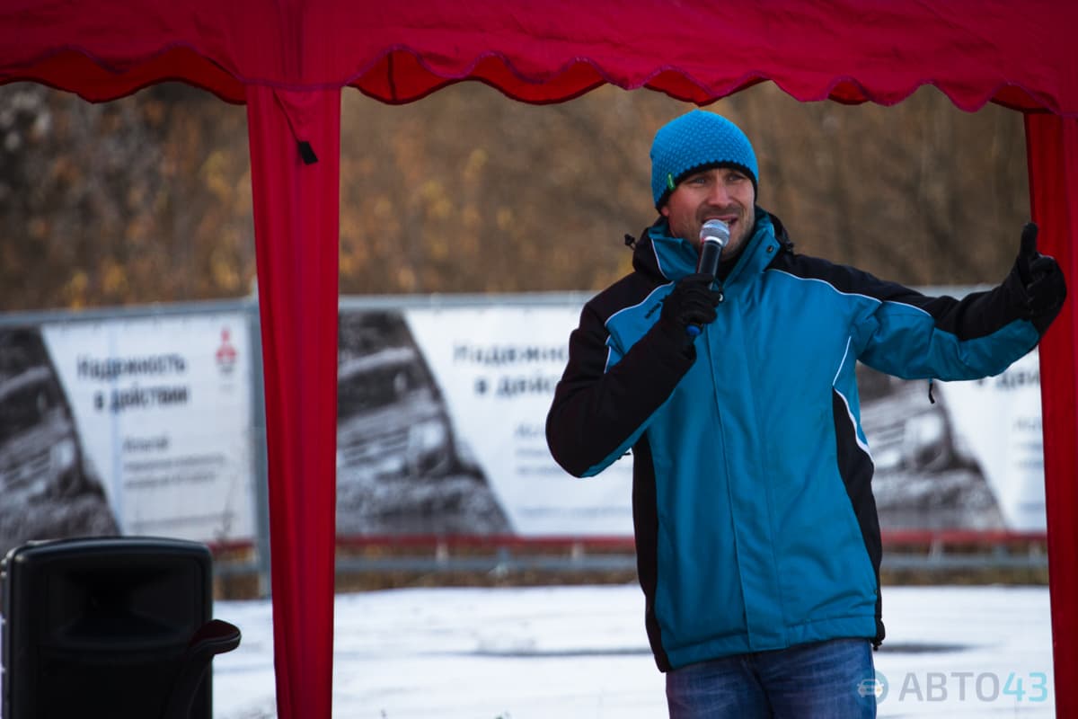 Мороз и солнце. Автосалон «Мотор» отметил 25-летие