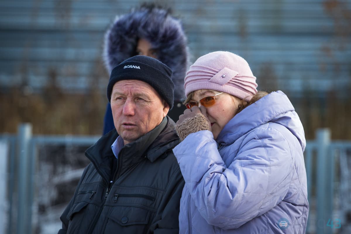 Мороз и солнце. Автосалон «Мотор» отметил 25-летие