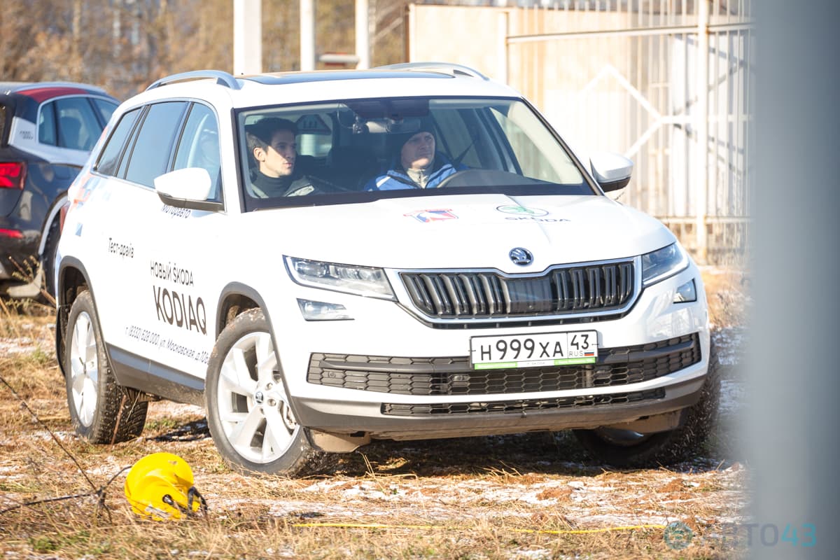 Мороз и солнце. Автосалон «Мотор» отметил 25-летие