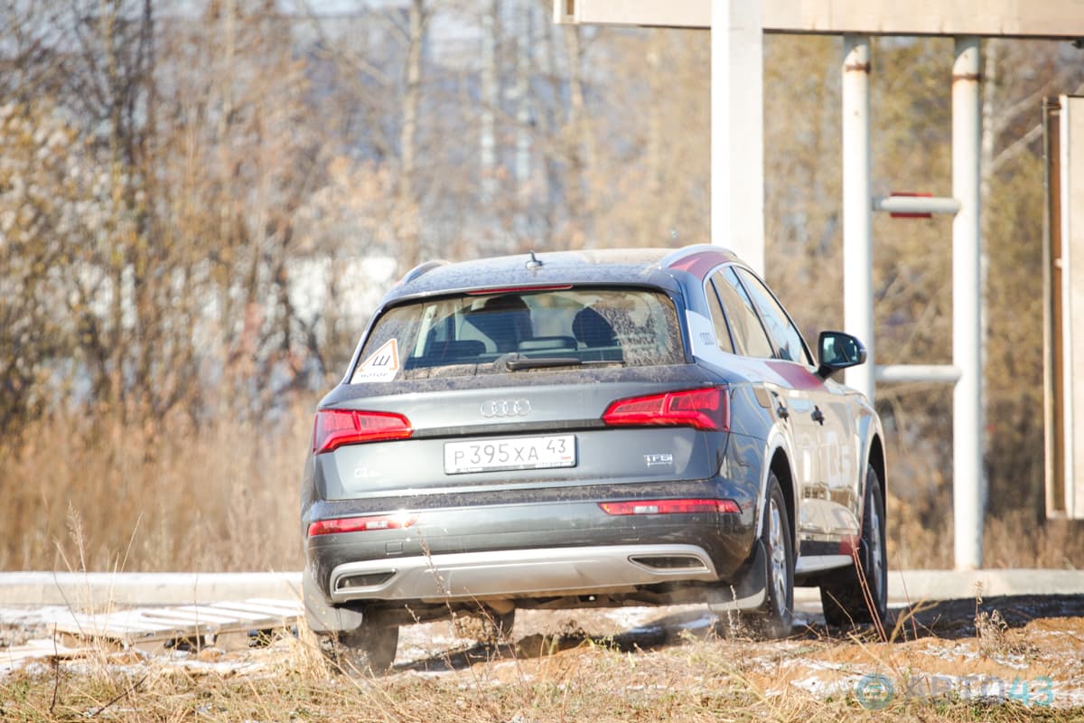 Мороз и солнце. Автосалон «Мотор» отметил 25-летие