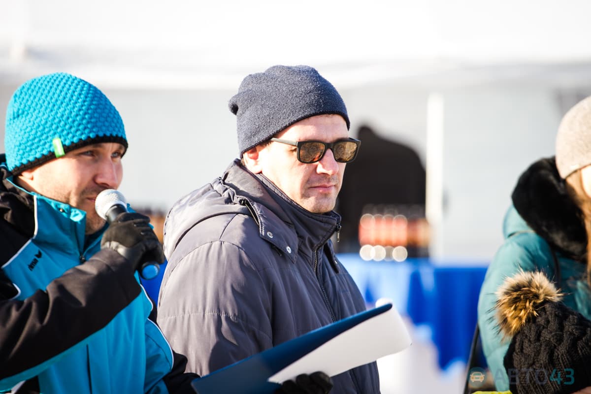 Мороз и солнце. Автосалон «Мотор» отметил 25-летие