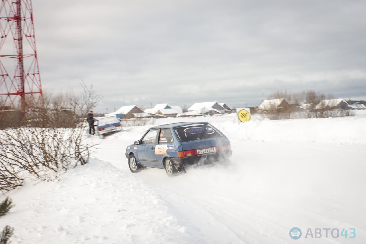 Осталось еще 4! В Кирове прошел 1 этап ралли 2017