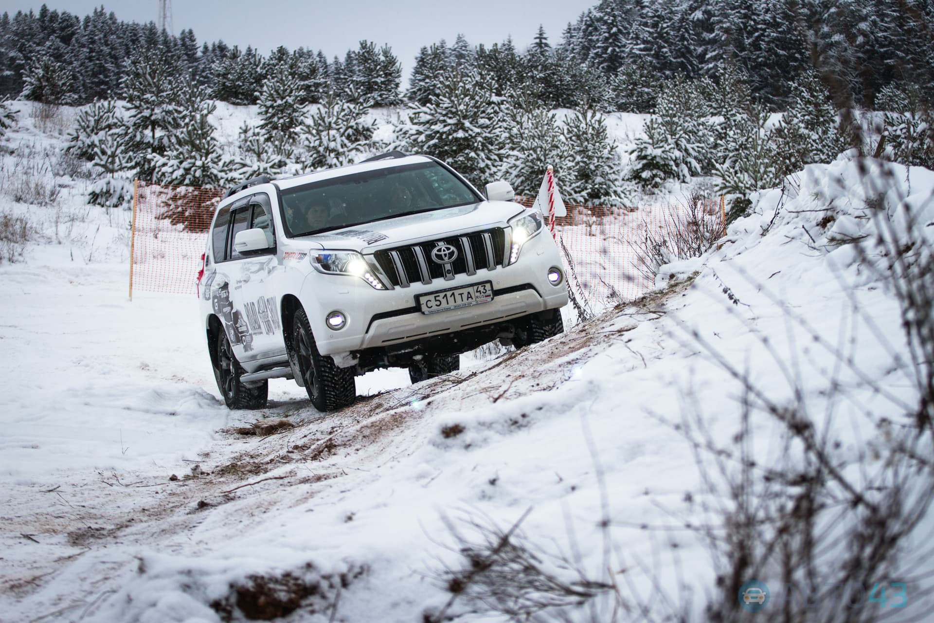 В горку с ходу! В Кирове прошел первый день Land Cruiser’s Land