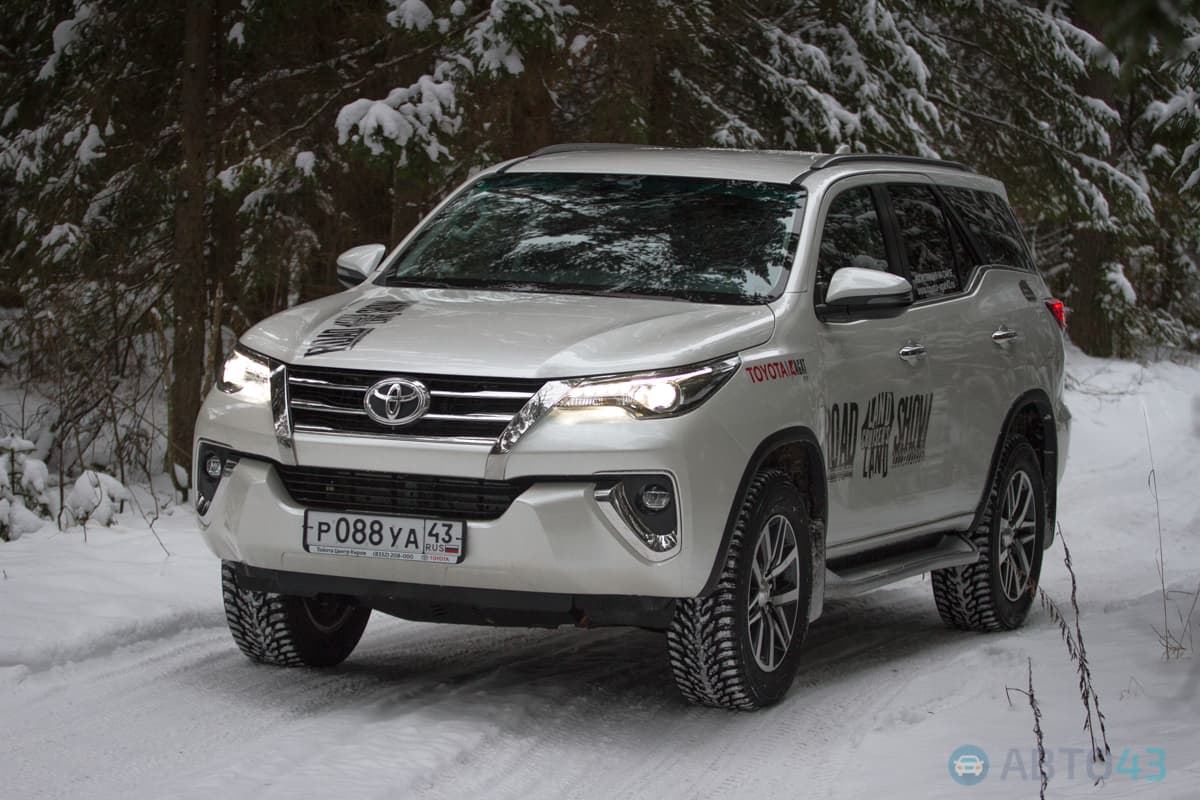 Тест-драйв Toyota Fortuner: игрушка, которая не может надоесть