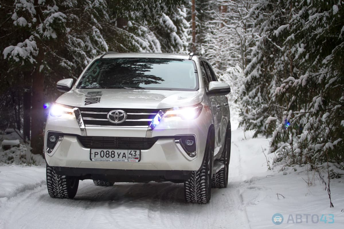 Тест-драйв Toyota Fortuner: игрушка, которая не может надоесть