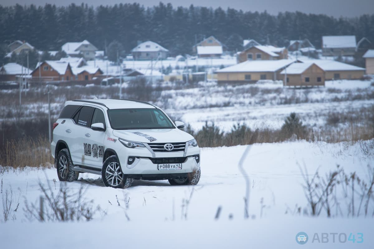 Тест-драйв Toyota Fortuner: игрушка, которая не может надоесть