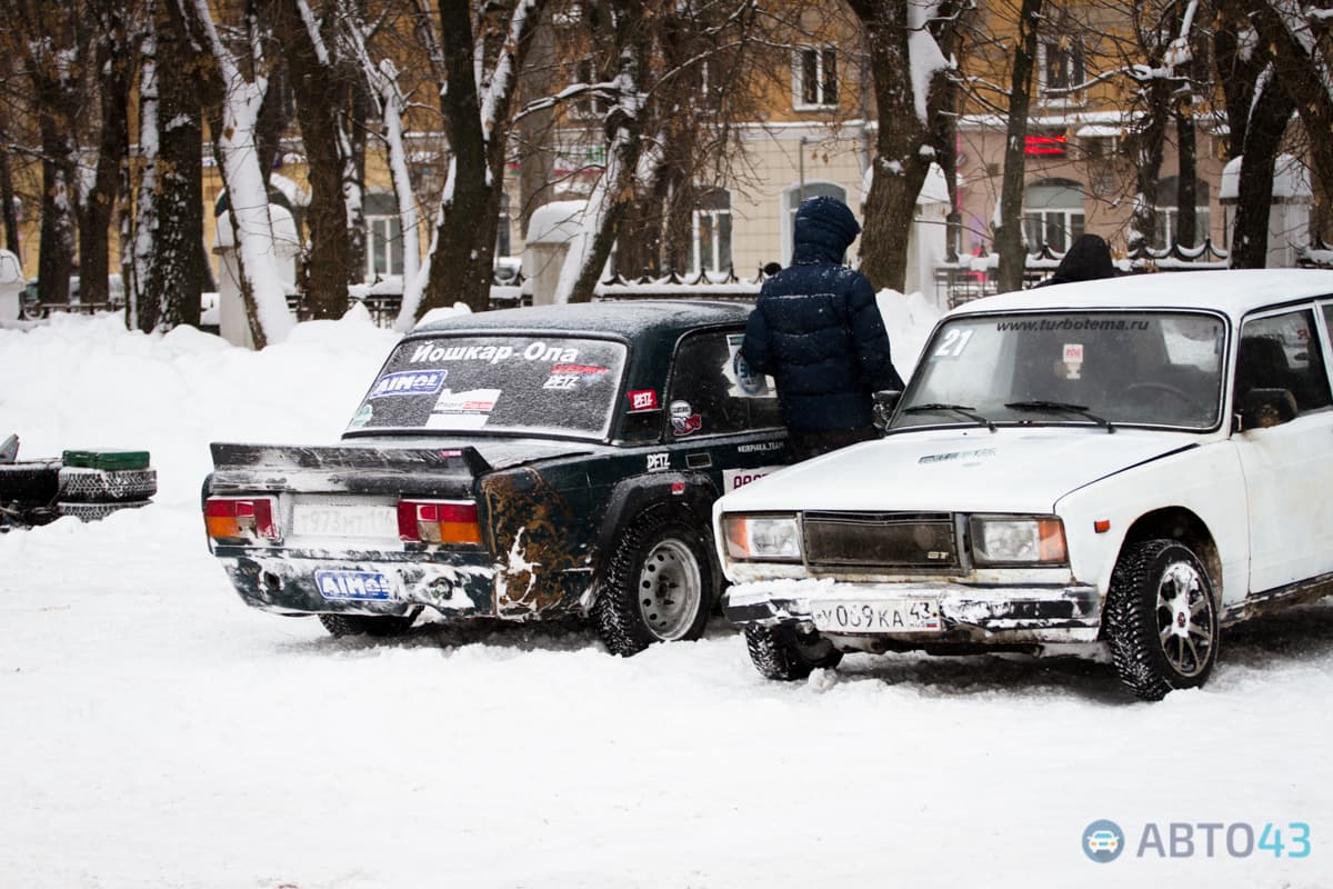 «Танцы на льду» - в Кирове прошел первый этап по зимнему дрифту