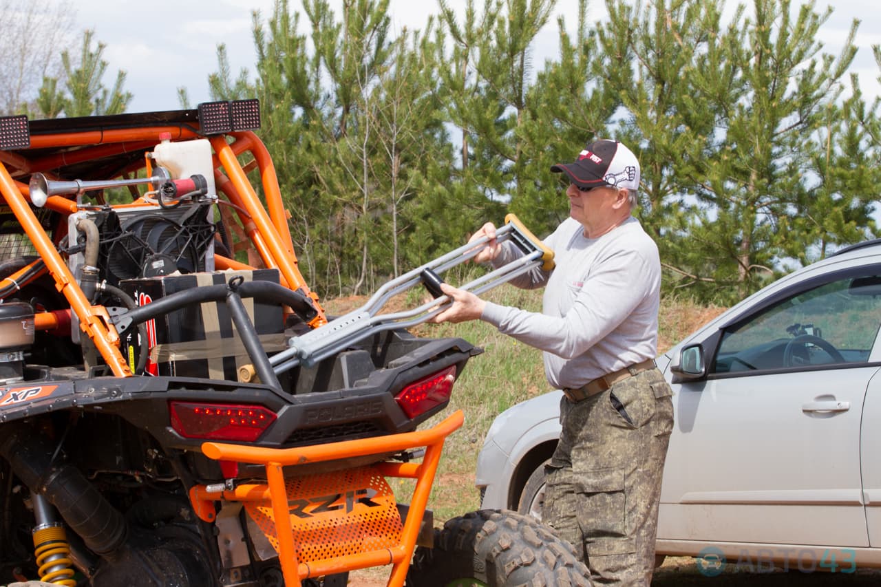 Лужи, грязь и ухабы. В Кирове прошли испытания Toyota