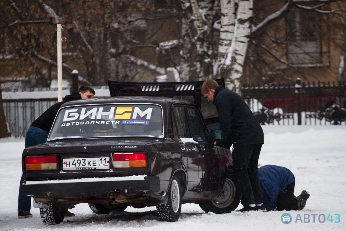«Танцы на льду» - в Кирове прошел первый этап по зимнему дрифту
