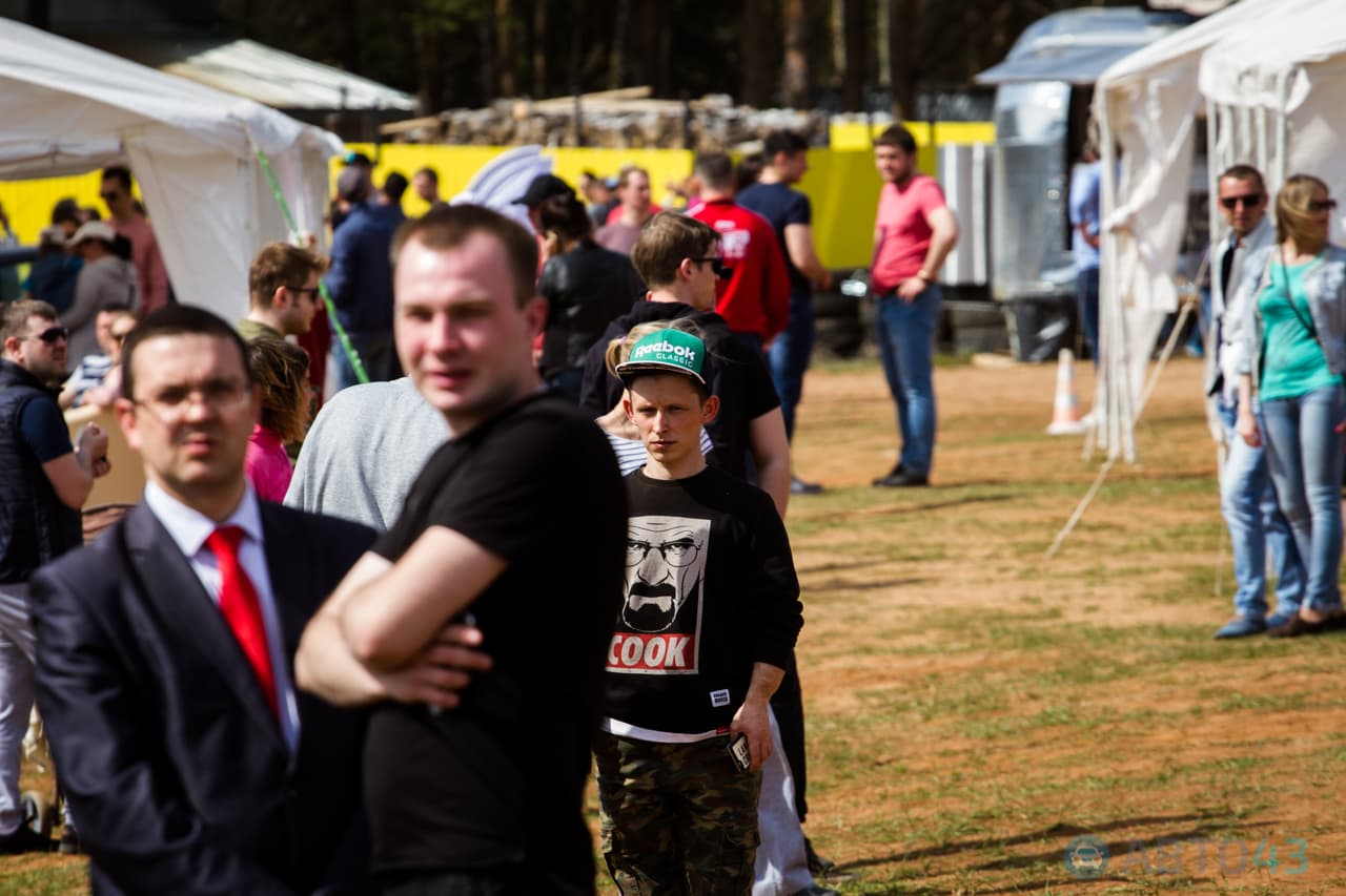 Лужи, грязь и ухабы. В Кирове прошли испытания Toyota