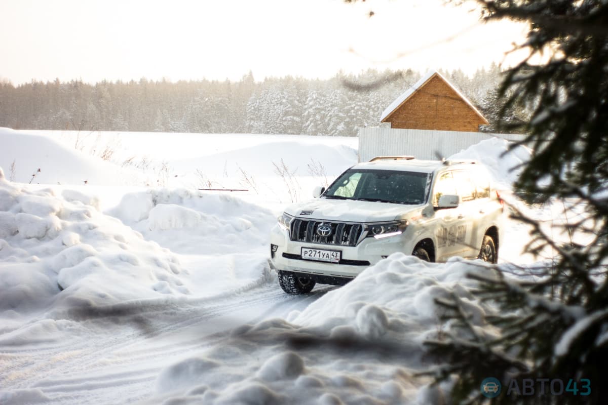 Тест-драйв Toyota Prado: ламповая атмосфера в 21 веке