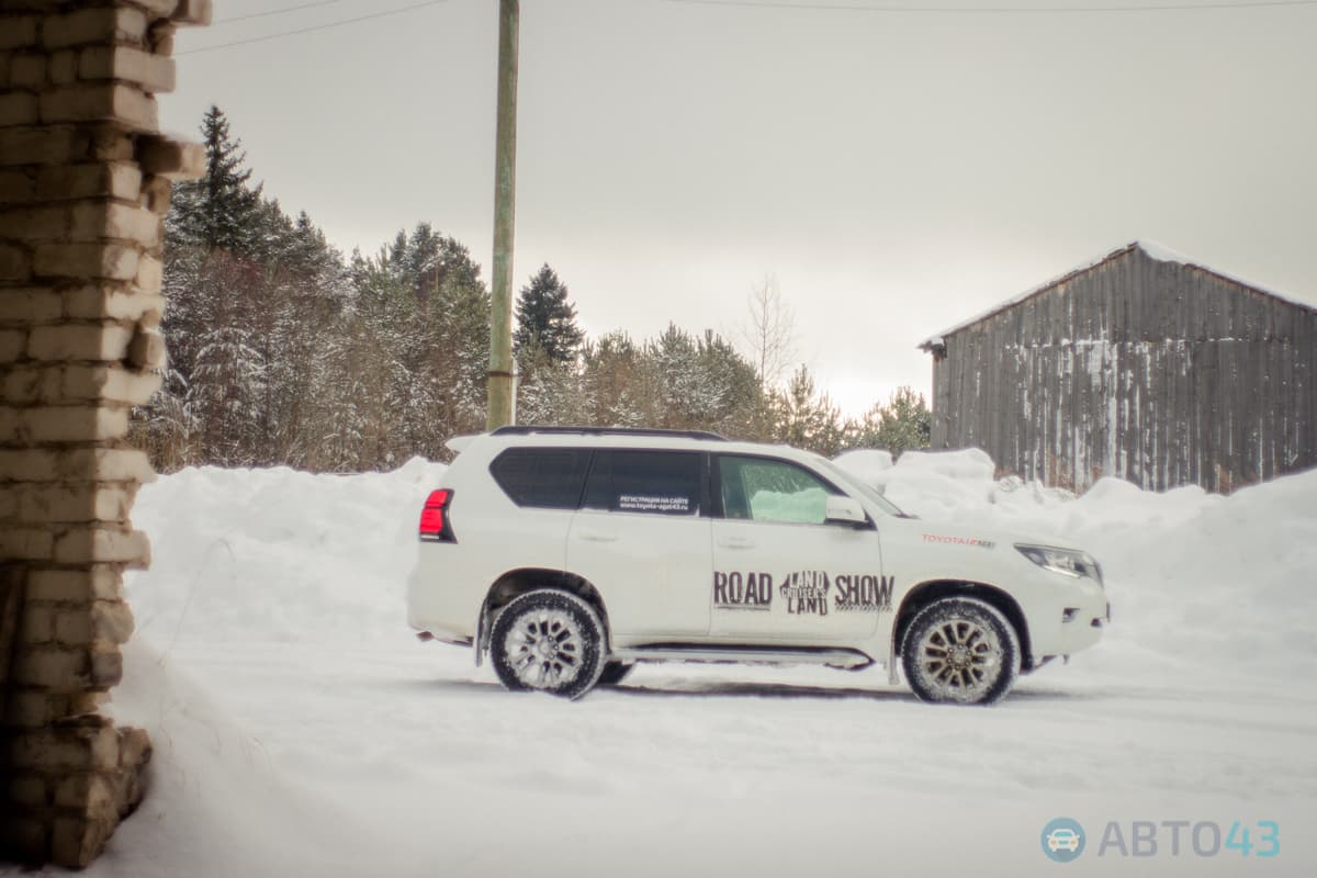 Тест-драйв Toyota Prado: ламповая атмосфера в 21 веке