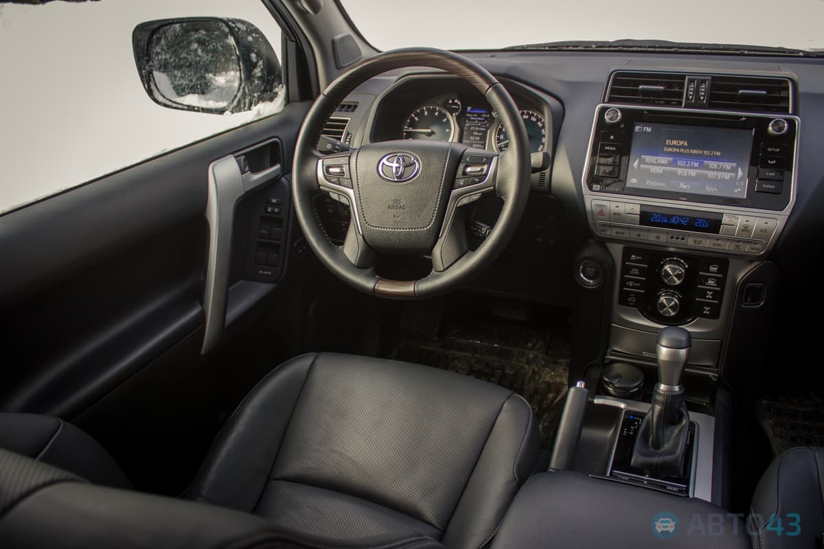 Тест-драйв Toyota Prado: ламповая атмосфера в 21 веке