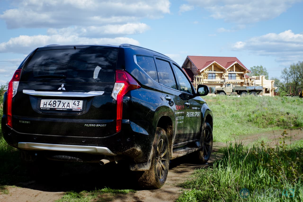Тест-драйв Mitsubishi Pajero Sport: безальтернативный дизель