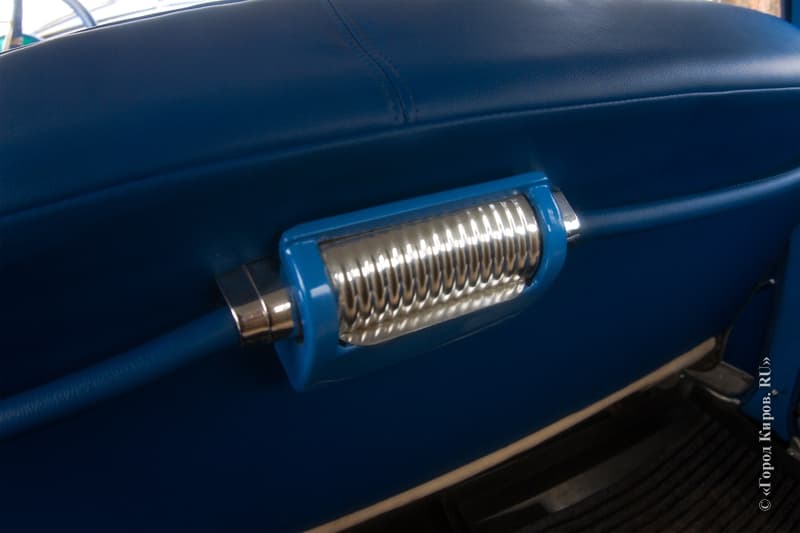 Тест-драйв ГАЗ-21Р: из 1968 года с приветом