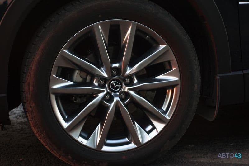 Тест-драйв Mazda CX-9: больше уже не куда, да и не за чем?