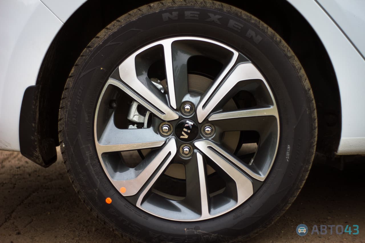 Тест-драйв Kia Rio 2017: Качество есть, эмоций нет