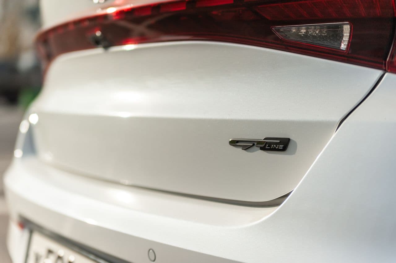 Тест-драйв KIA K5: "Расслабься, я всё сделаю сама" 