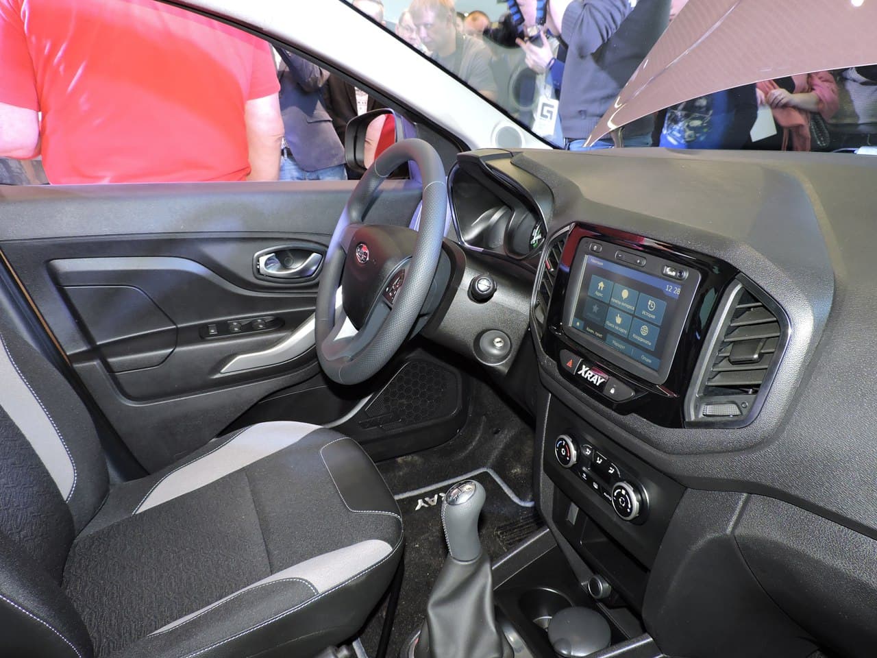  Продажи автомобилей в России увеличились вдвое