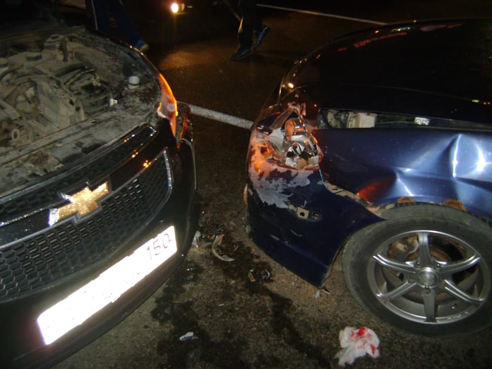 Вытолкнул на полосу встречного движения - авария Ленина