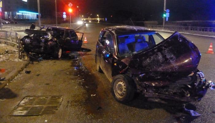 В Кирове из-за столкновения двух «ВАЗов» пять человек получили травмы