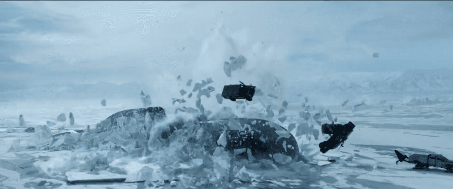 «Форсаж 8». Спорткары сменяют подводные лодки и танки