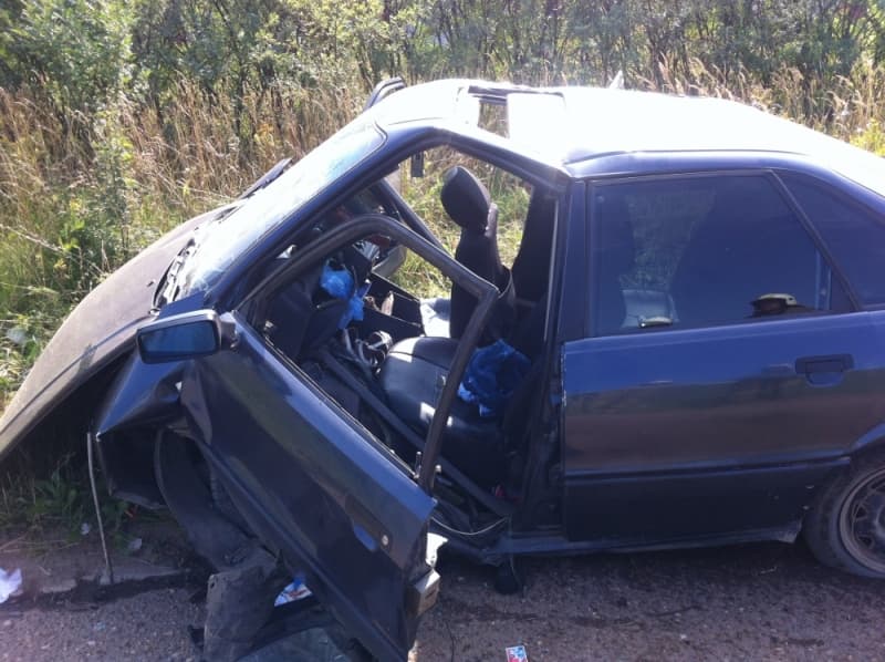 С дороги на  новый мост слетела Audi