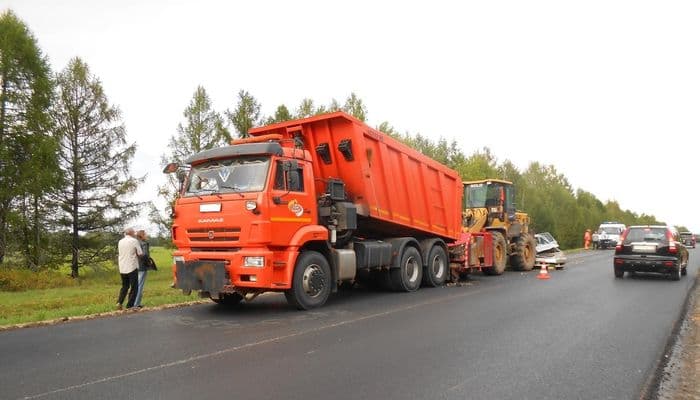 Смертельная волна: за выходные в Кирове произошло 3 жестких ДТП с погибшими