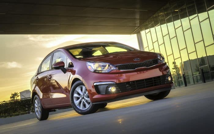 «КИА-Центр Гусар» рад сообщить Вам  о том, что с 01.01.2020 года  возобновляется действие государственных программ субсидирования первоначального взноса «Первый автомобиль» и  «Семейный автомобиль» на KIA Rio и Rio X-Line