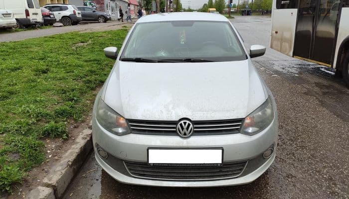 В Кирове водитель на иномарке сбил пенсионерку