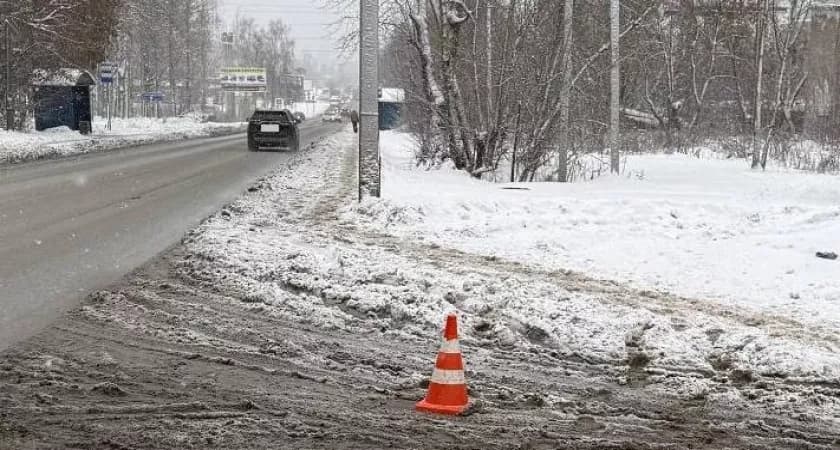 В Кирове разыскивают водителя, сбившего пешехода и скрывшегося с места ДТП