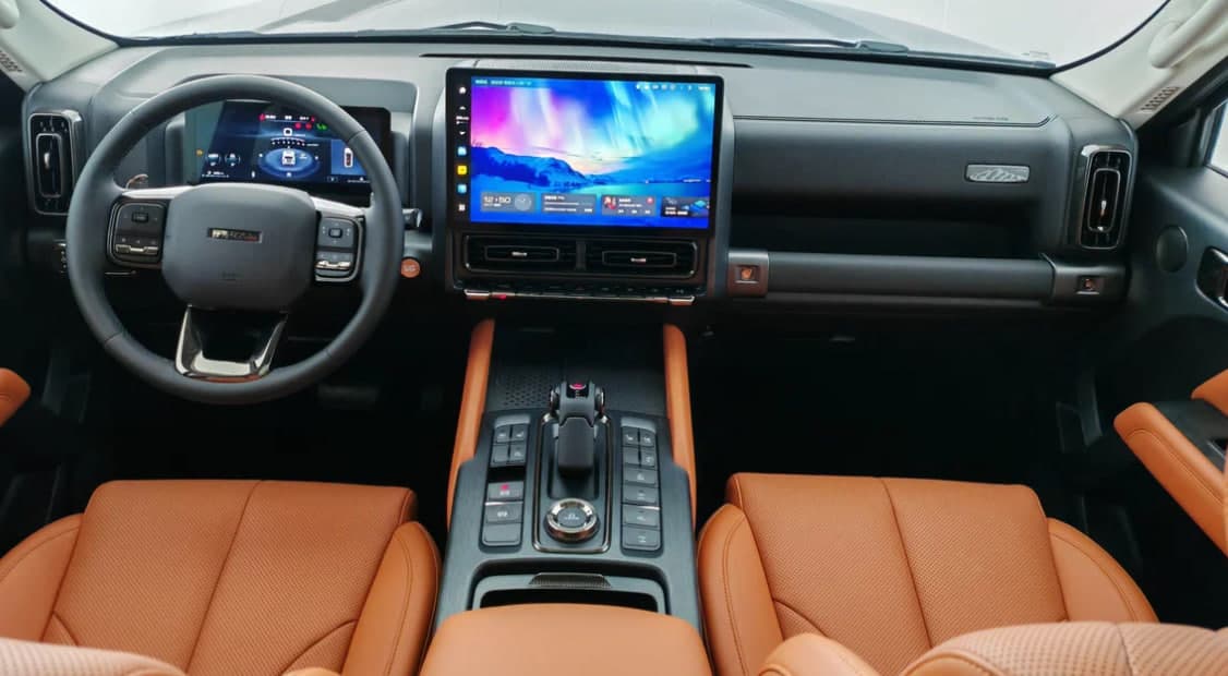 Появились изображения интерьера нового внедорожника Haval H9