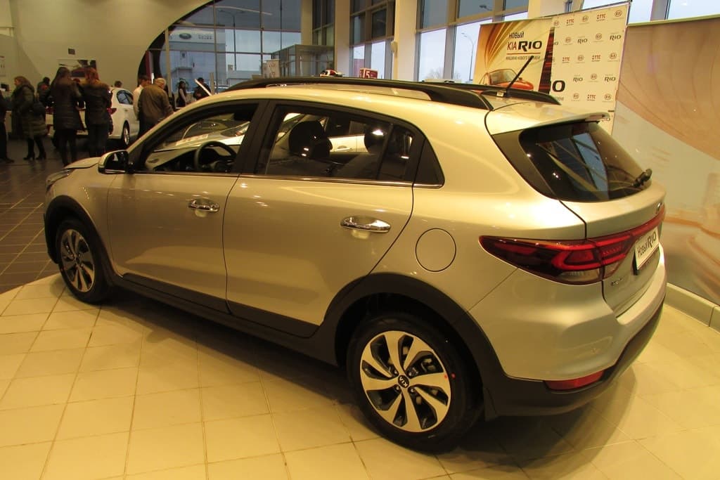 30 тысяч за вседорожность. Объявлены цены на Kia Rio X-Line