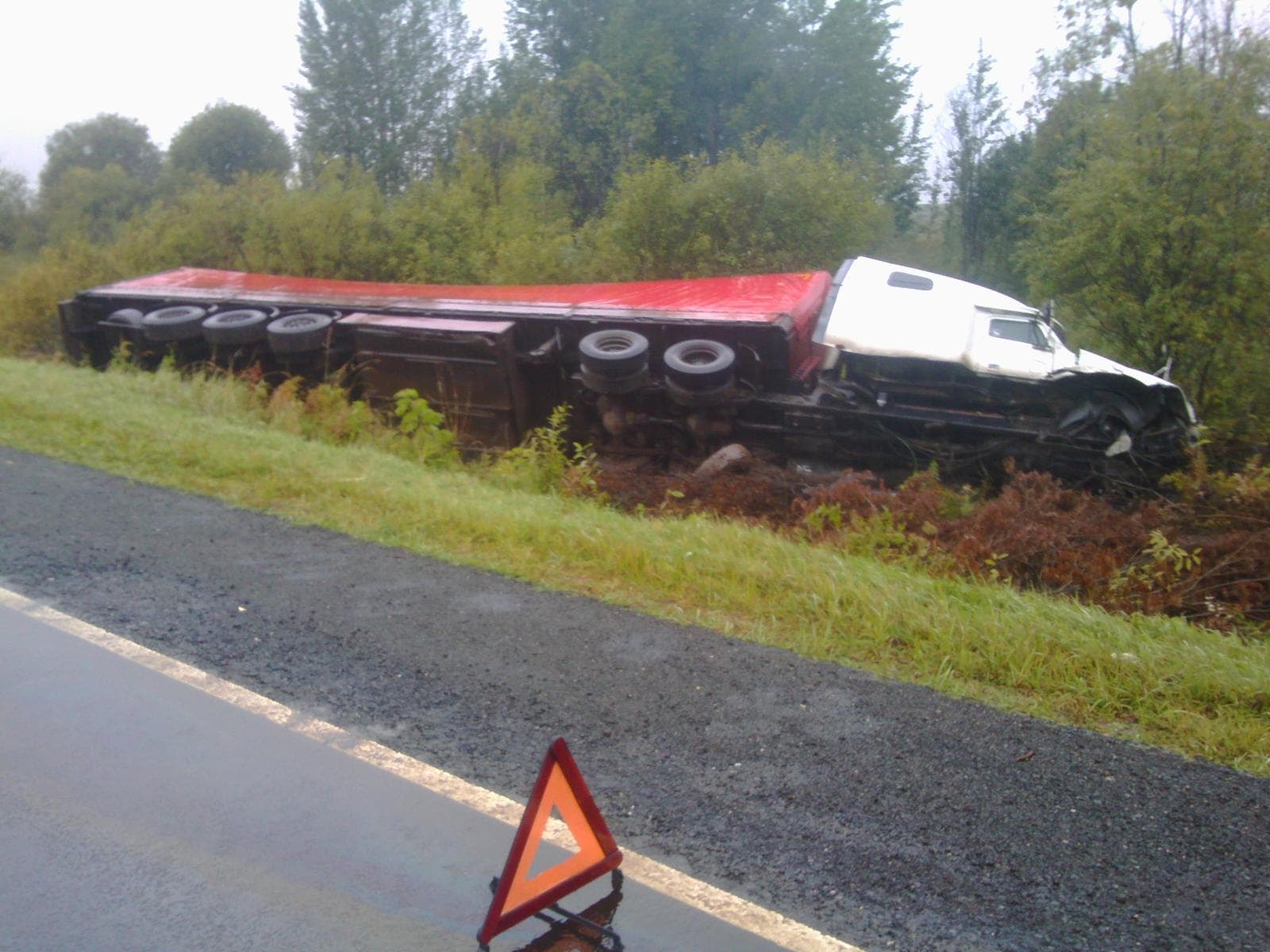 В Котельничском районе фура протаранила ВАЗ