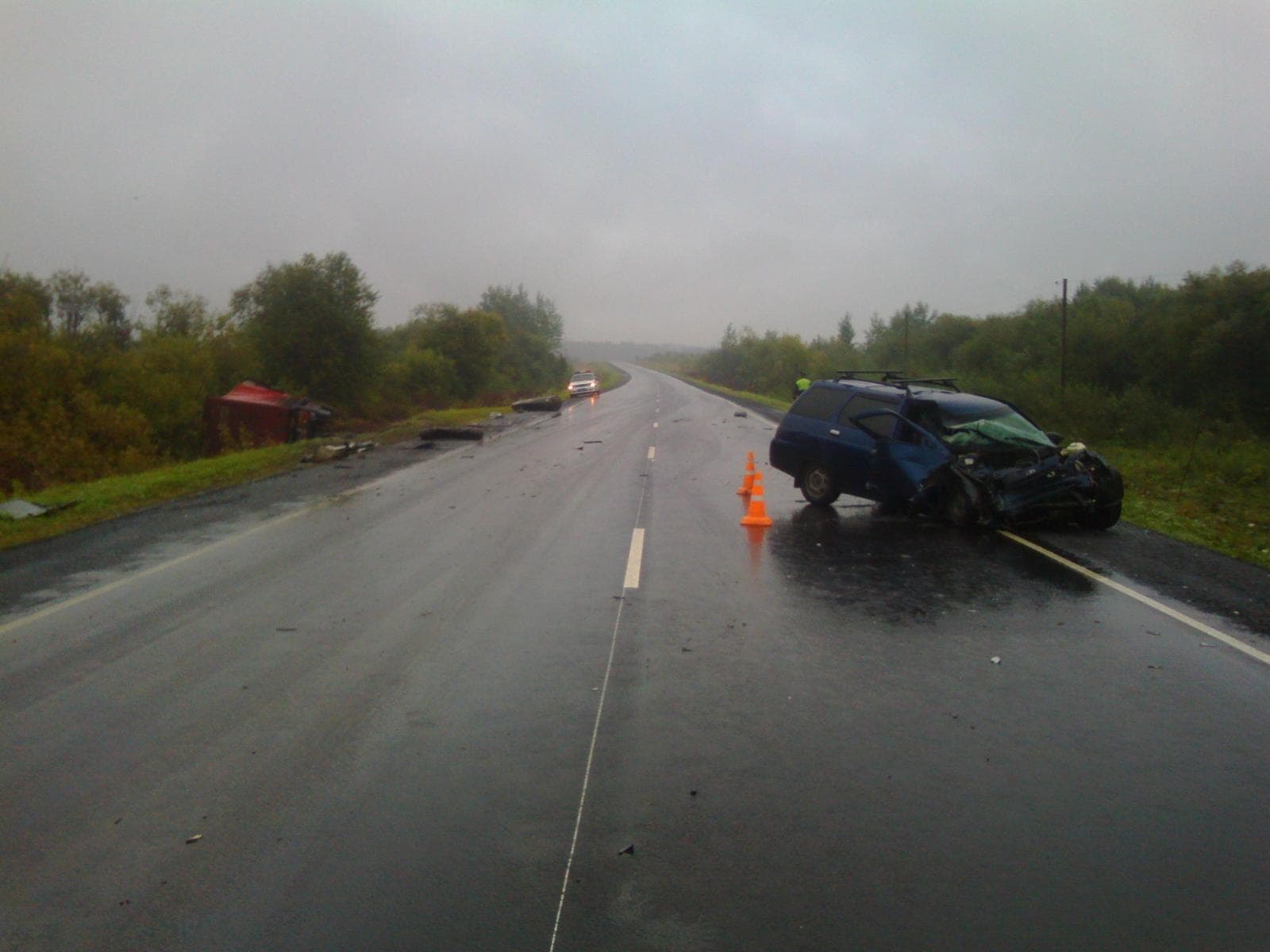 В Котельничском районе фура протаранила ВАЗ