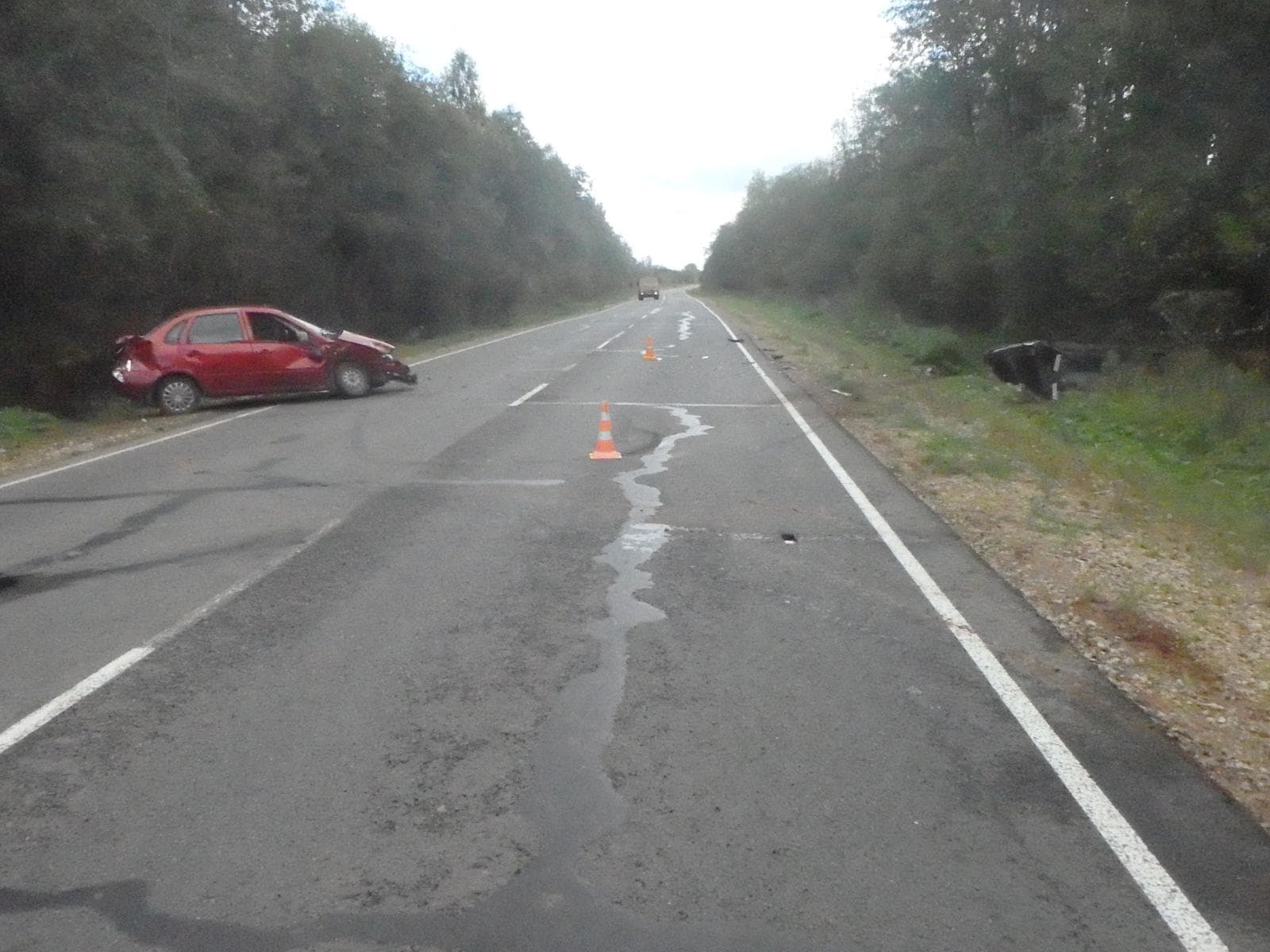 На Кирово-Чепецкой трассле столкнулись ВАЗ-21144 и Kalina