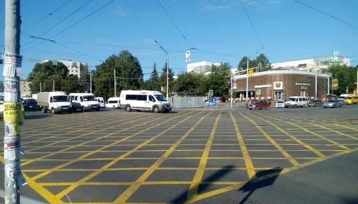 Вафельницу легализовали. Новая разметка появится на перекрестках