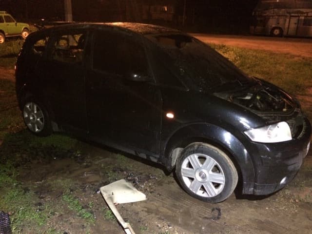 Ночью в слободе Лосевы сгорела иномарка