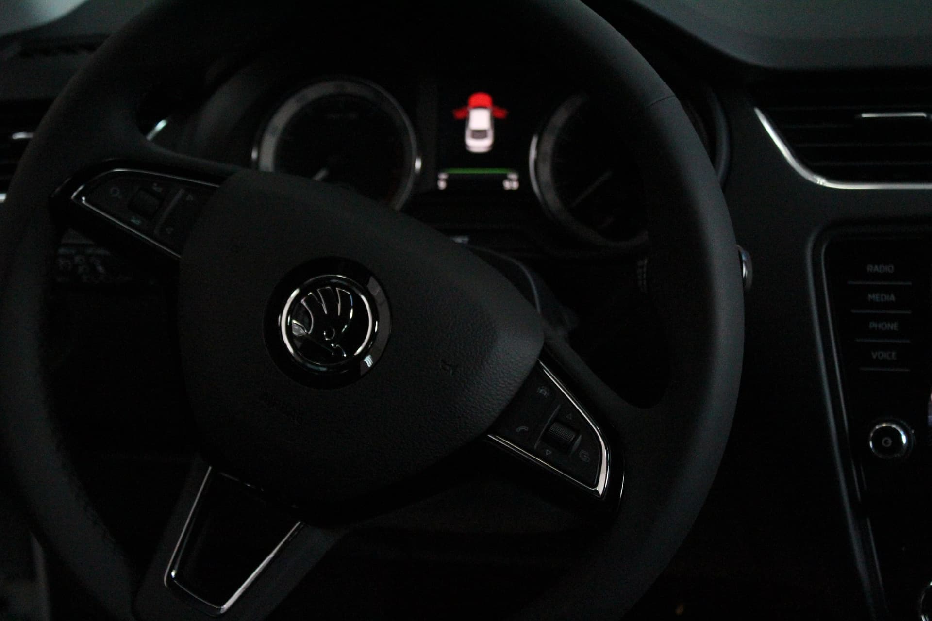 Вечеринка большого Папы: в Кирове представили новые Skoda Octavia