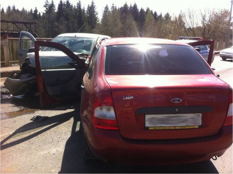 Лоб в лоб. В Кирово-Чепецке столкнулись 2 машины